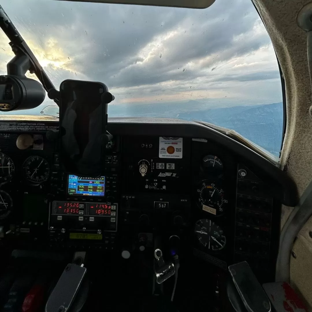 Zbor cu avionul Brașov - Transfăgărășan - 2-3 persoane