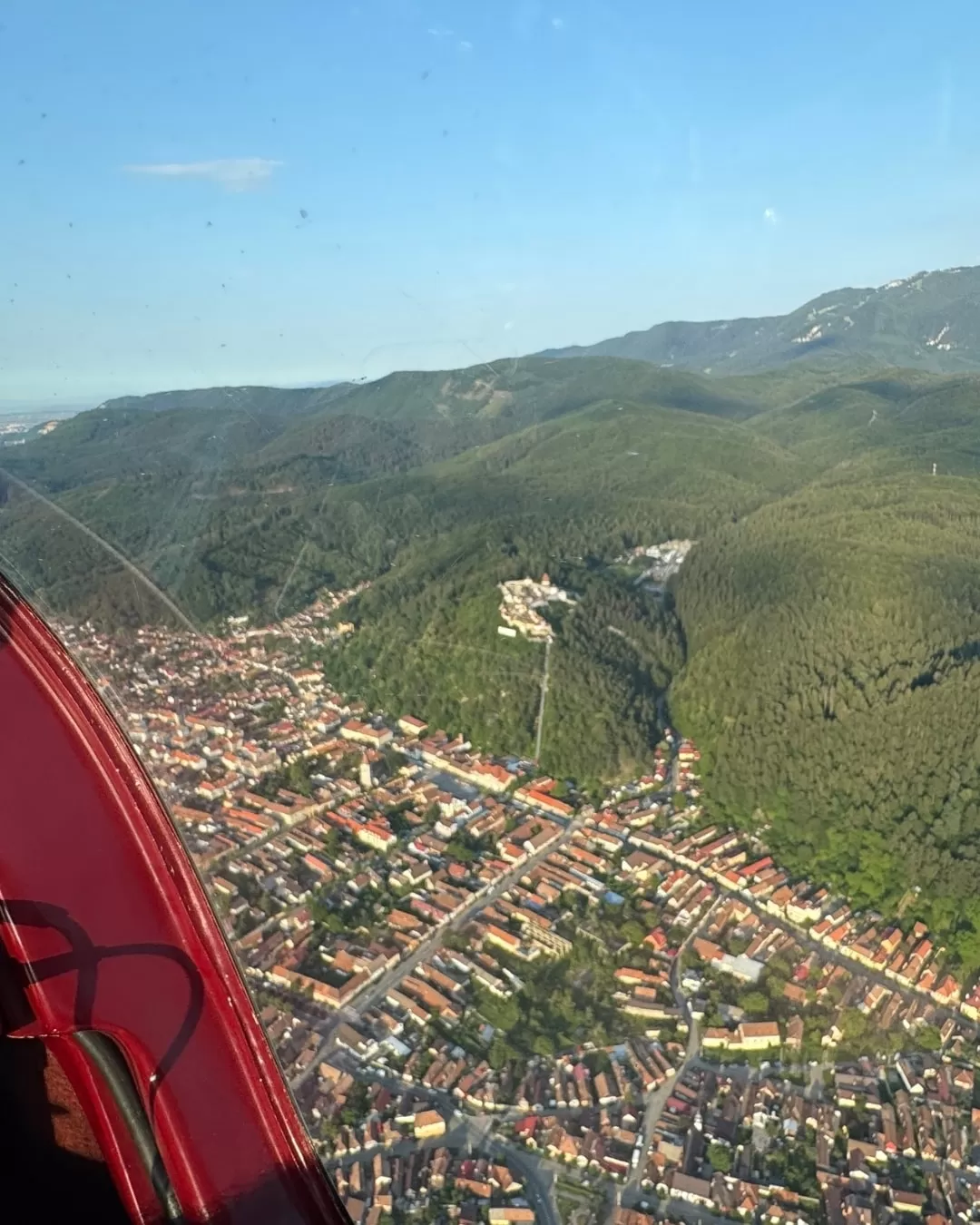 Zbor cu avionul peste Brașov și Lacul Sfânta Ana - 90 minute