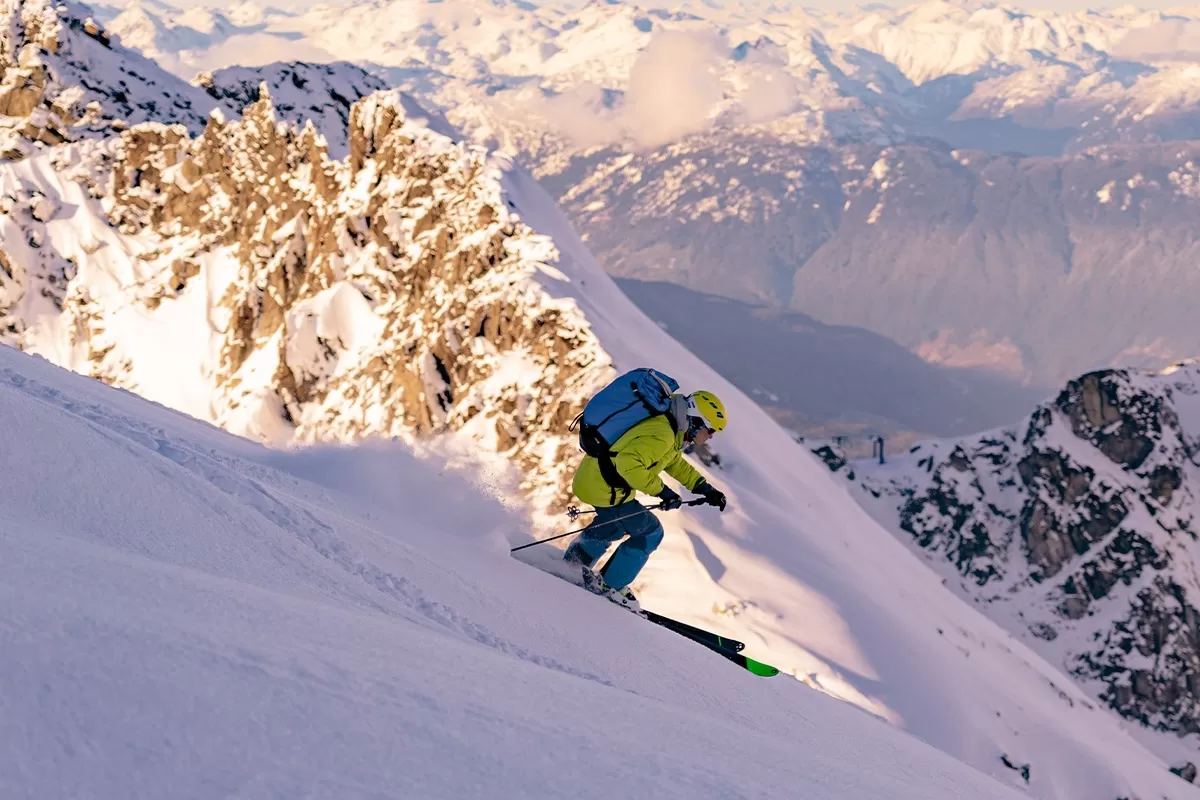 Ski de tură de o zi în Poiana Brașov, Bucegi, Făgăraș sau Piatra Craiului