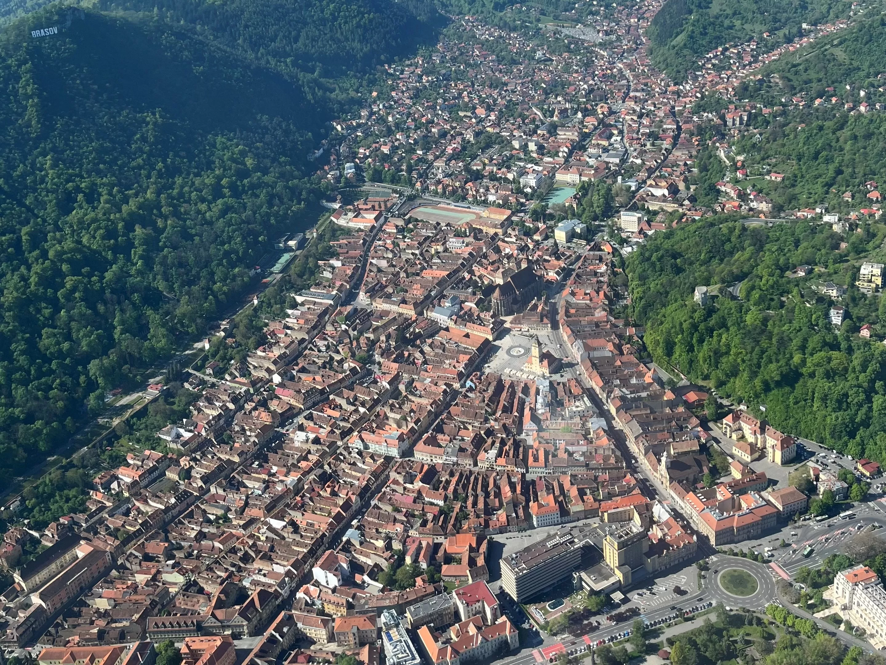 Zbor cu avionul peste Brașov, Poiana Brașov, Râșnov și Castelul Bran - 40 minute