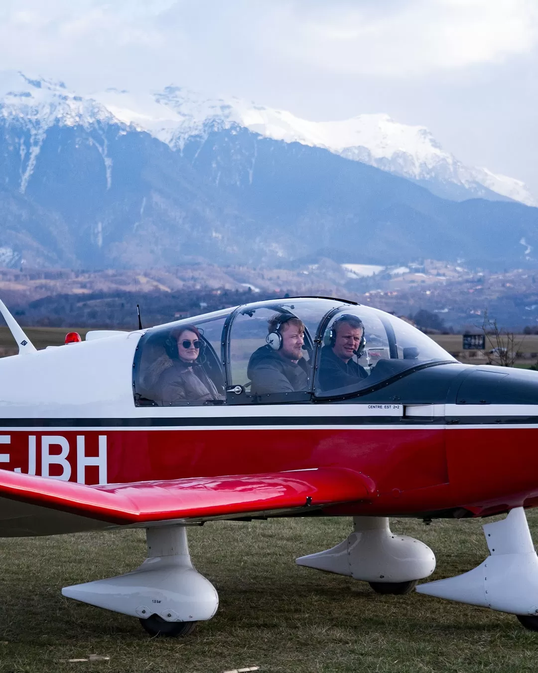 Zbor cu avionul peste Brașov, Poiana Brașov, Râșnov și Castelul Bran - 40 minute