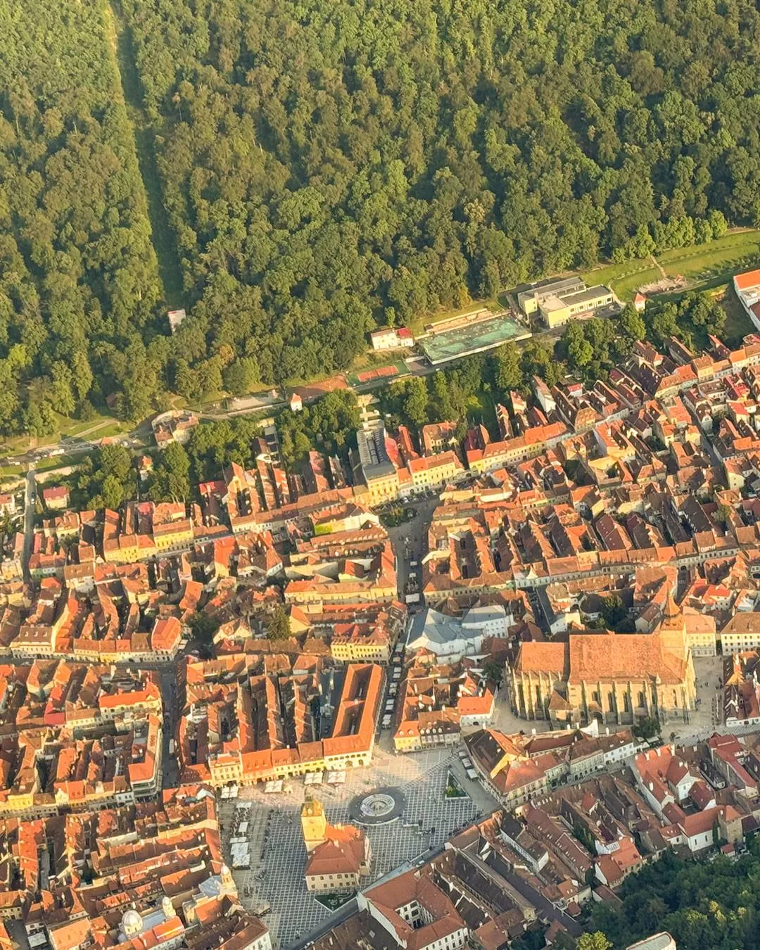 Zbor cu avionul peste Brașov la răsărit sau apus - 2-3 persoane